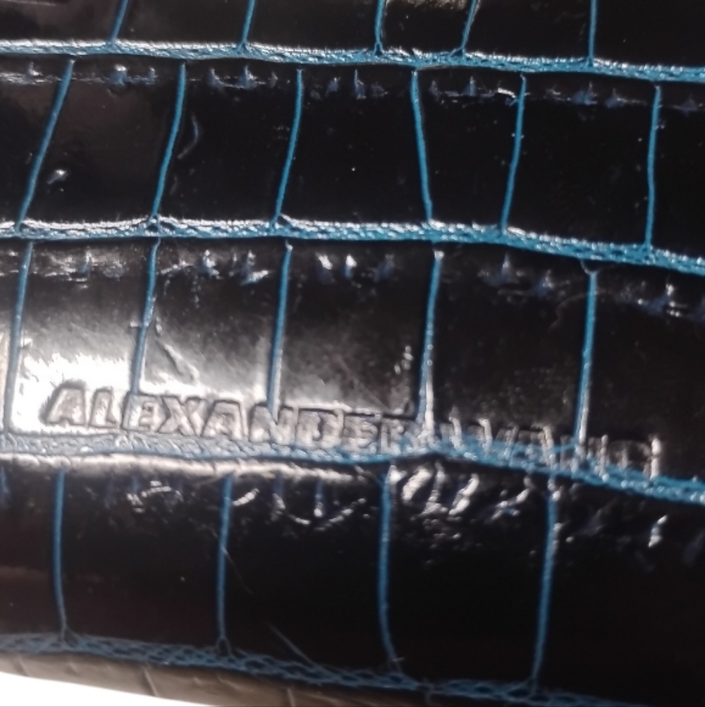 ALEXANDER WANG | Blue Croc Embossed Leather Crossbody Mini Bag / Chain Wallet - Picture 5 of 9